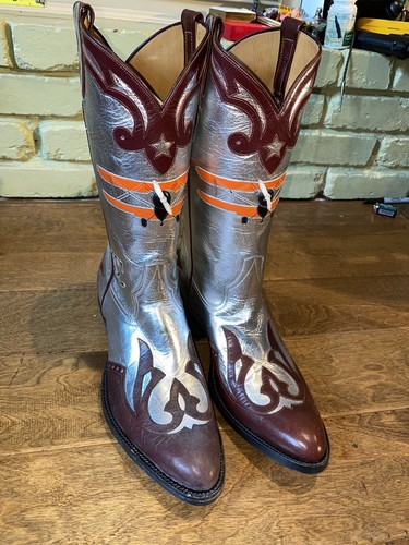 Gorgeous CUSTOM HAND-MADE CAVAZOS BOOTS 
