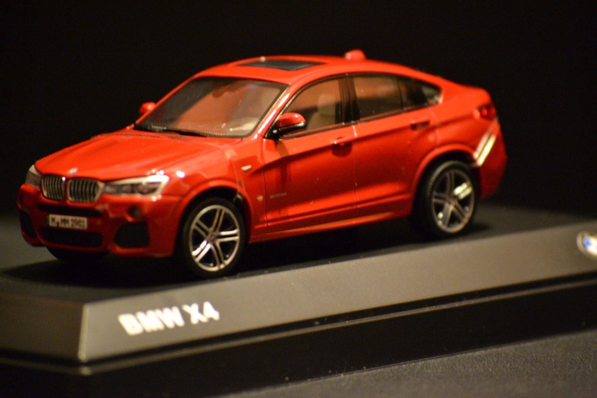 BMW X4 F26 2014 Herpa Dealer Edition diecast 1/43 scale | eBay
