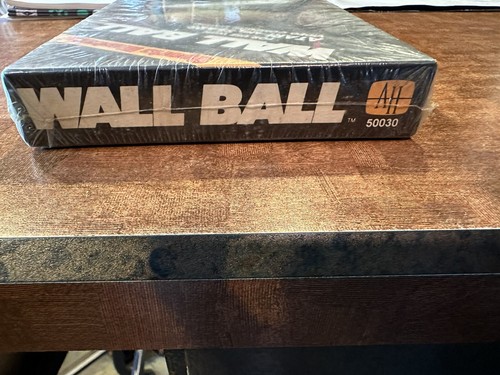 *** NEW FACTORY SEALED - WALL BALL for ATARI 2600 VCS - AVALON HILL - 1983 *** - Picture 8 of 19