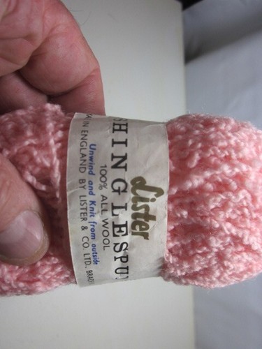 Knitting Yarn Assorted Vintage Nine Pieces Inc 1 Large Heavy Ball. - Picture 10 of 13