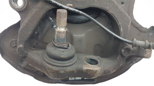 2002 MERCEDES S280 W220 PETROL FRONT LEFT PASSENGER SIDE WHEEL HUB 2205460143 - Picture 5 of 8