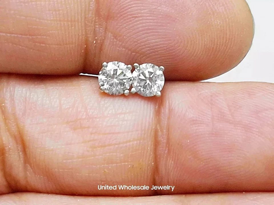 Aretes de diamantes minados naturales genuinos de 1 quilate en oro blanco sólido de 14 K Foto 4 de 4