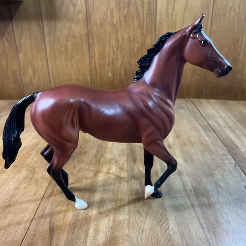 Breyer # 1270 Afleet Alex Bay Lonesome Glory Thoroughbred Racing Legend