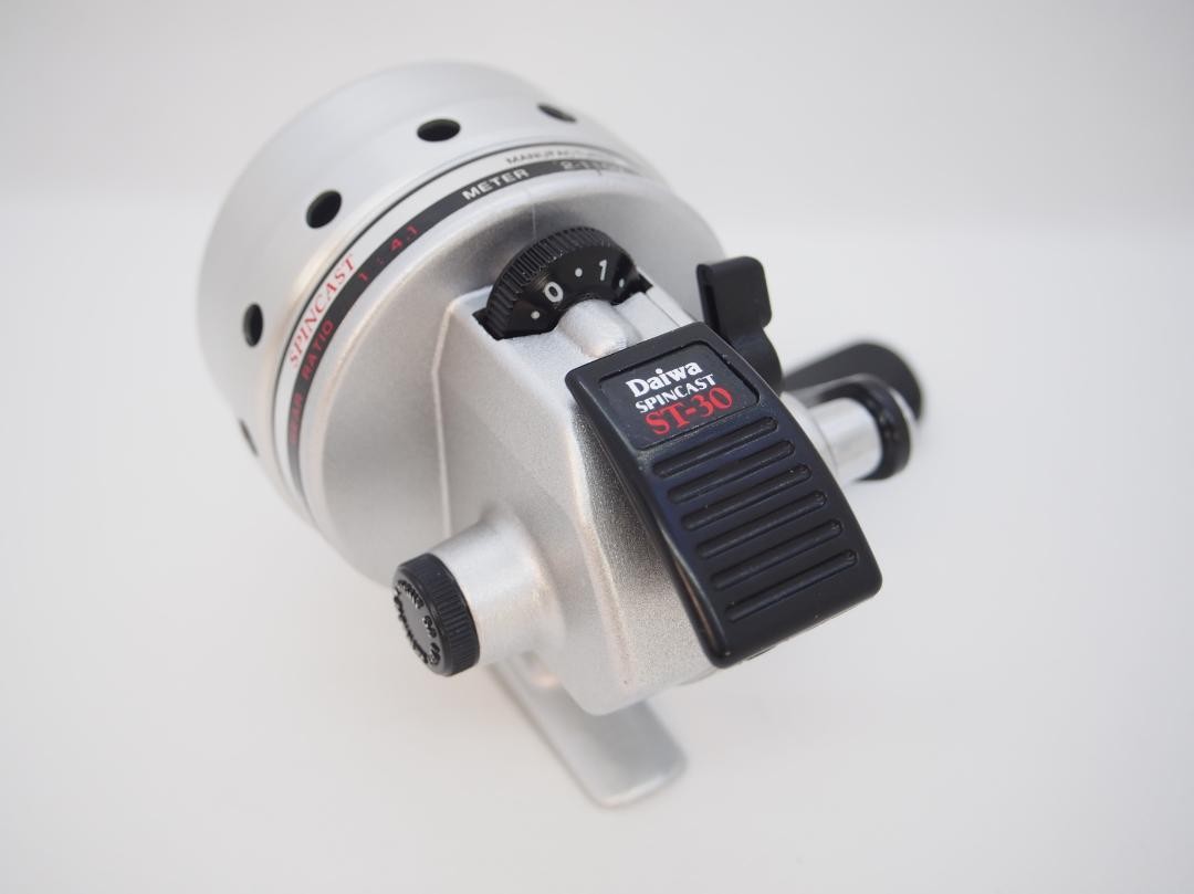 ダイワ スピンキャストST-30 ビンテージ 美品 DAIWA SPINCAST Daiwa Spincast ST-30 Vintage Beauty DAIWA SPINCAST | eBay