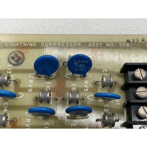 556-473 Lightning Suppressor PCB w/ Resistors E1–E16 Varistors RV5–RV16 - Picture 2 of 6