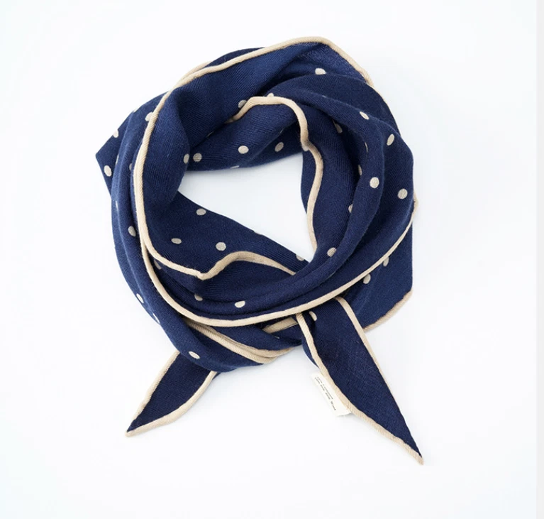 70% Cashmere 30% Silk Polka Dot Print Squre Bandana 134X41cm Neckerchief Women