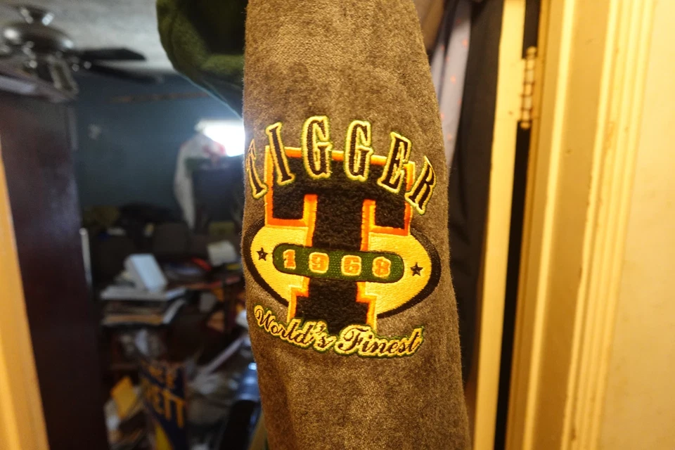 CHAQUETA DISNEY VINTAGE MEDIANA TIGGER VERDE GRIS, ¡MUY BONITA! Foto 3 de 4