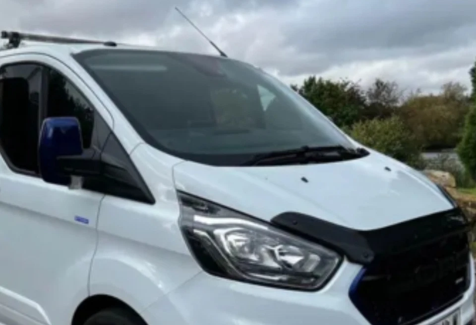 BONNET WIND STONE DEFLECTOR PROTECTOR GUARD FITS FORD TRANSIT CUSTOM 2018 - 2022 - Image 3 of 4