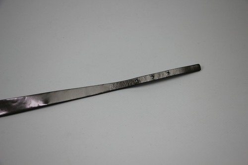 GUCCI Authentic Gucci Narrow Limited Edition Leather Gray skinny Belt Size XS-M - Picture 11 of 12