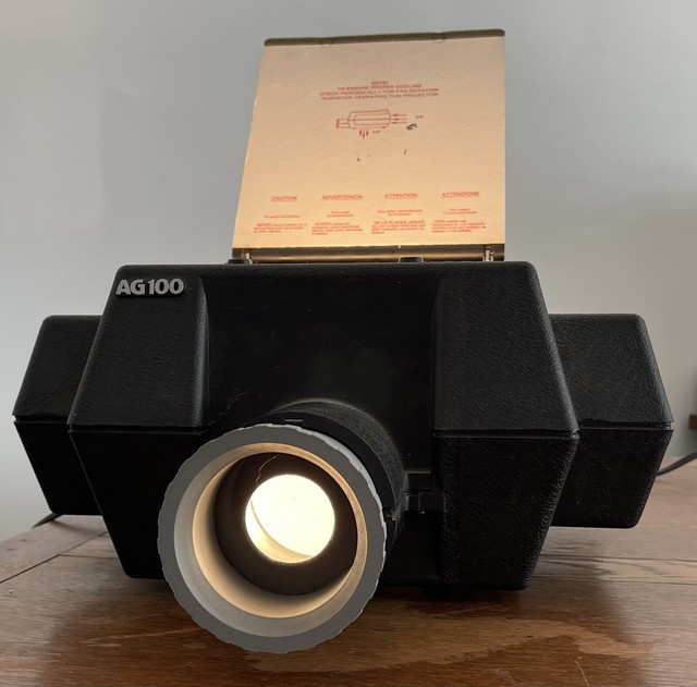 Artograph Ag100 Versatile Art Projector 