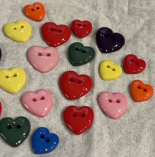 NEW Buttons Galore - Primary Hearts - Craft Sewing Scrap 24pcs - Picture 4 of 5