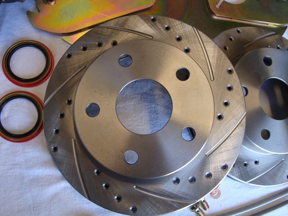 1967 1968 1969 FORD  FAIRLANE DISC BRAKES FITS ORIG 14" WHEELS CROSS DRILL - Imagem 2 de 3