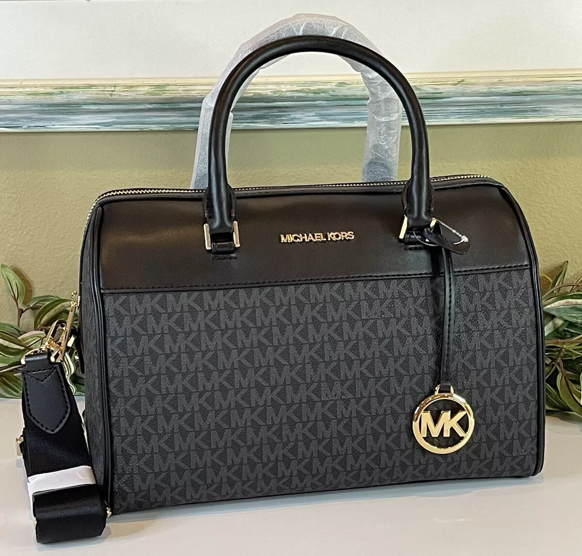 MICHAEL KORS TRAVEL DUFFLE SATCHEL BAG SHOULDER BLACK LEATHER | eBay