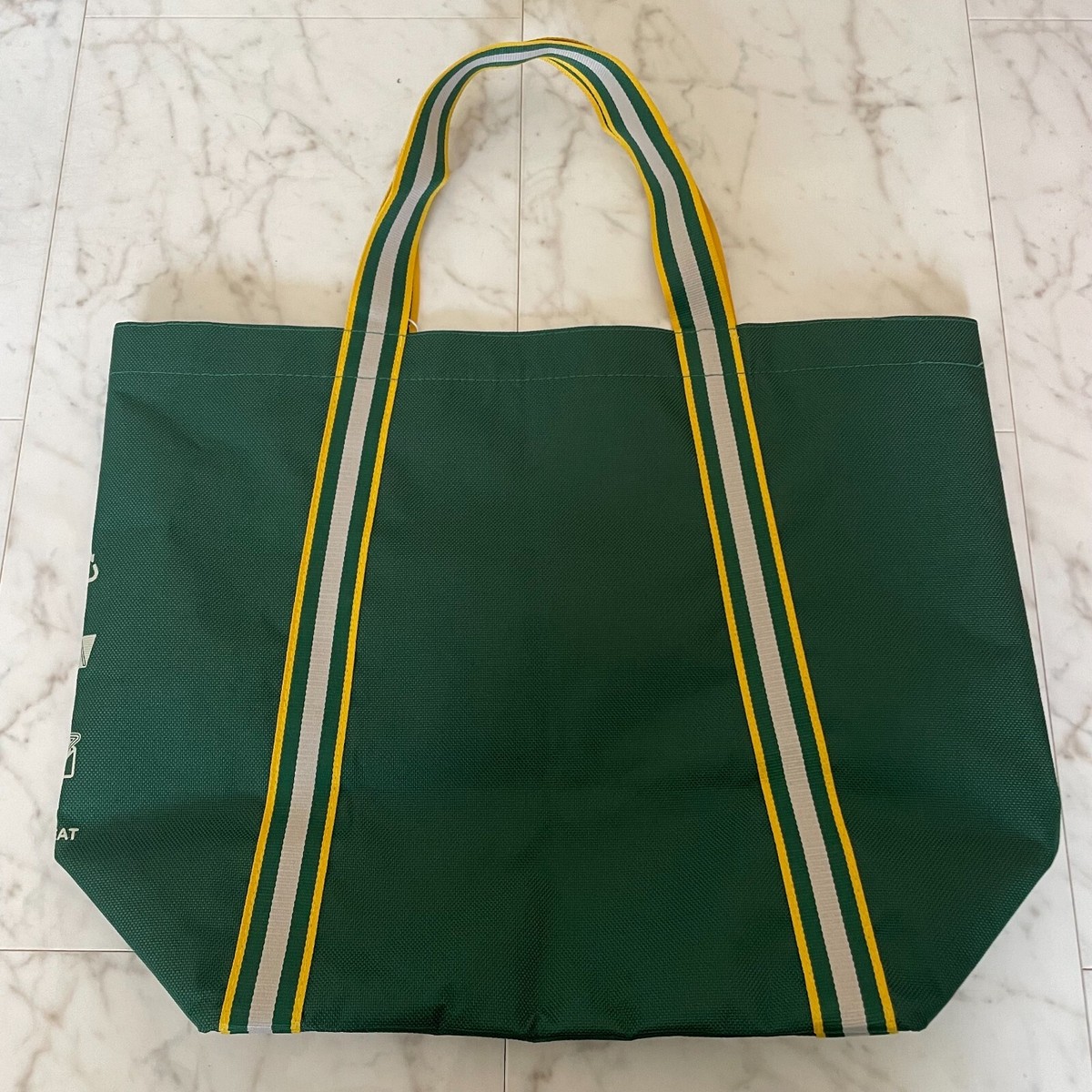 Anya Hindmarch The Universal Bag Green Japan National Azabu