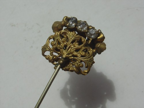 Antique Gold Tone Victorian Art Nouveau Hat Stick Pin Clear Rhinestone Cluster - Picture 3 of 7