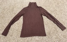 Women  s Long Sleeve Turtleneck T-Shirt Brown Size S