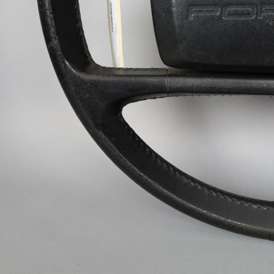 Volante Porsche 924 944 1979-1986 cuero 4 radios OEM usado Foto 3 de 4