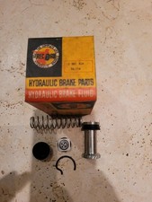 Maître-cylindre de frein Renault R4