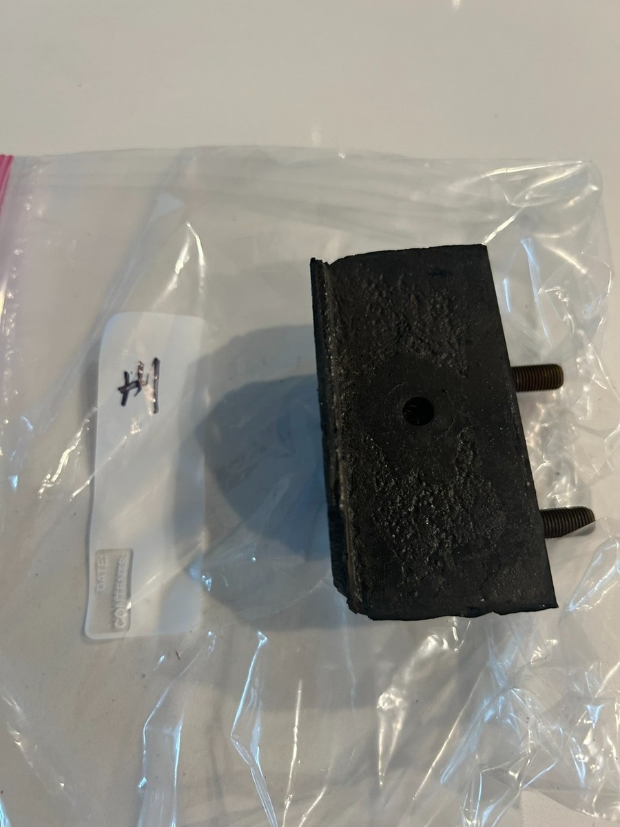 NOS 1962–64 Pontiac P8 Full Size Rear Transmission Engine Mount OEM GM 542395 View 3