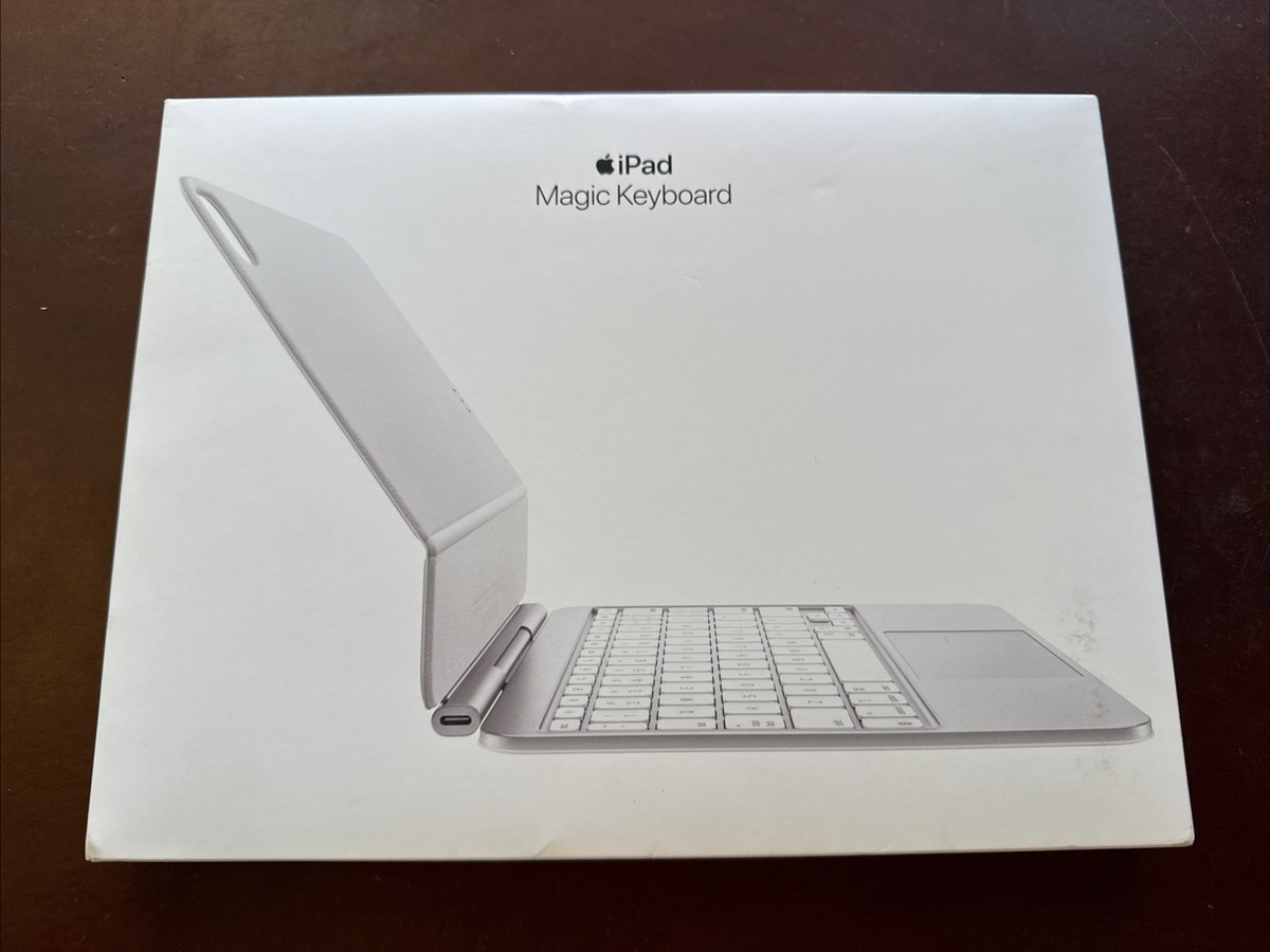 Apple Magic Keyboard iPad Pro 11 inch M4 A2975 White folio case