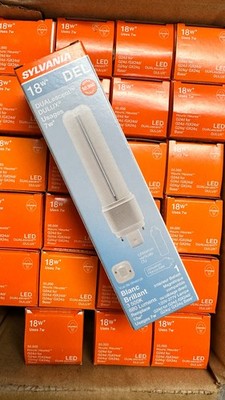 SYLVANIA LED light bulbs 18w DEL DUALescent DULUX  7W  880 Lumens  (4 Pack)