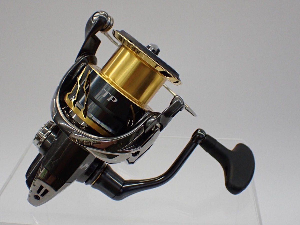 Shimano 20 TWIN POWER 4000XG Spinning Reel 6.2 Gear Used Shimano 20 TWIN POWER 4000XG Spinning Reel 6.2 Gear Used