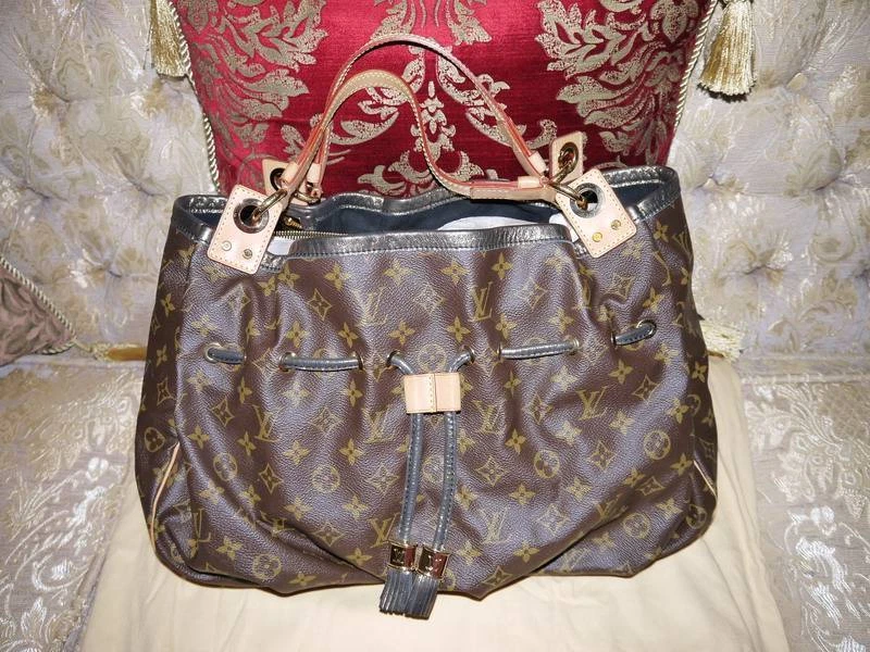 AUTH LIMITED LOUIS VUITTON 2009 RUNWAY MONOGRAM IRENE MADONNA