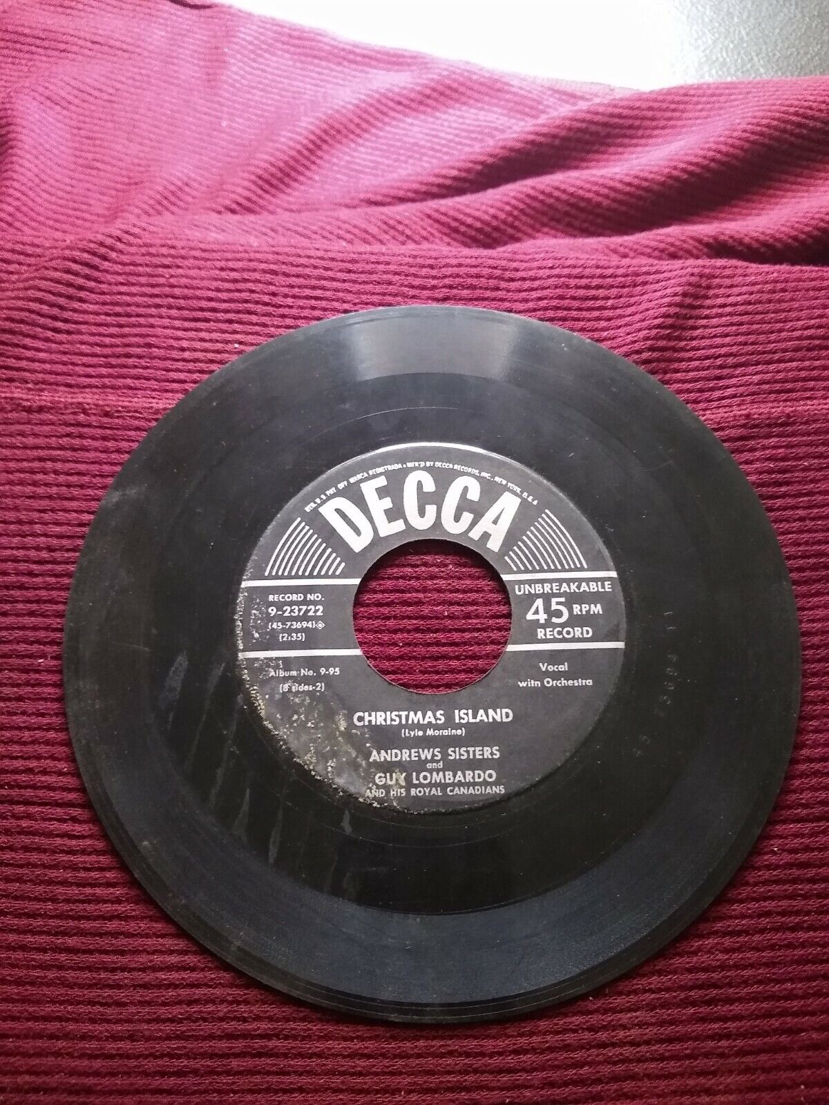 Decca - Andrews Sisters And Guy Lombardo - Christmas Island - 45 RPM - 9-23722