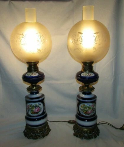 Éclairage et lampes du XIXe siècle Napoléon III XIXème et avant en porcelaine