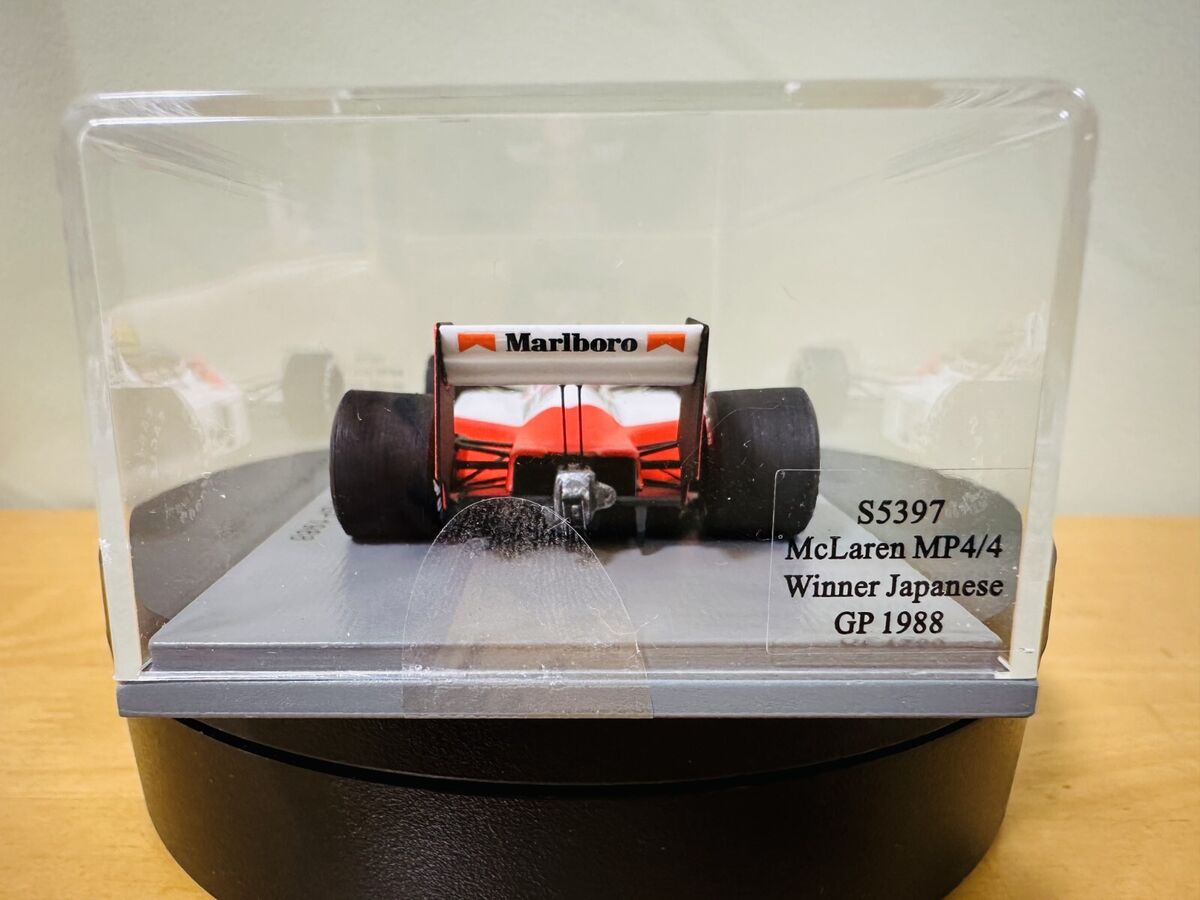 Marlboro McLaren Honda MP4/4 #12 Ayrton Senna Japanese GP Marlboro McLaren Honda MP4/4 #12 Ayrton Senna Japanese GP