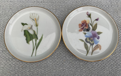 2 Furstenberg Floral Pin Tablett, Schmuckschale, Butterdose, Untersetzer - Lilie & Stiefmütterchen