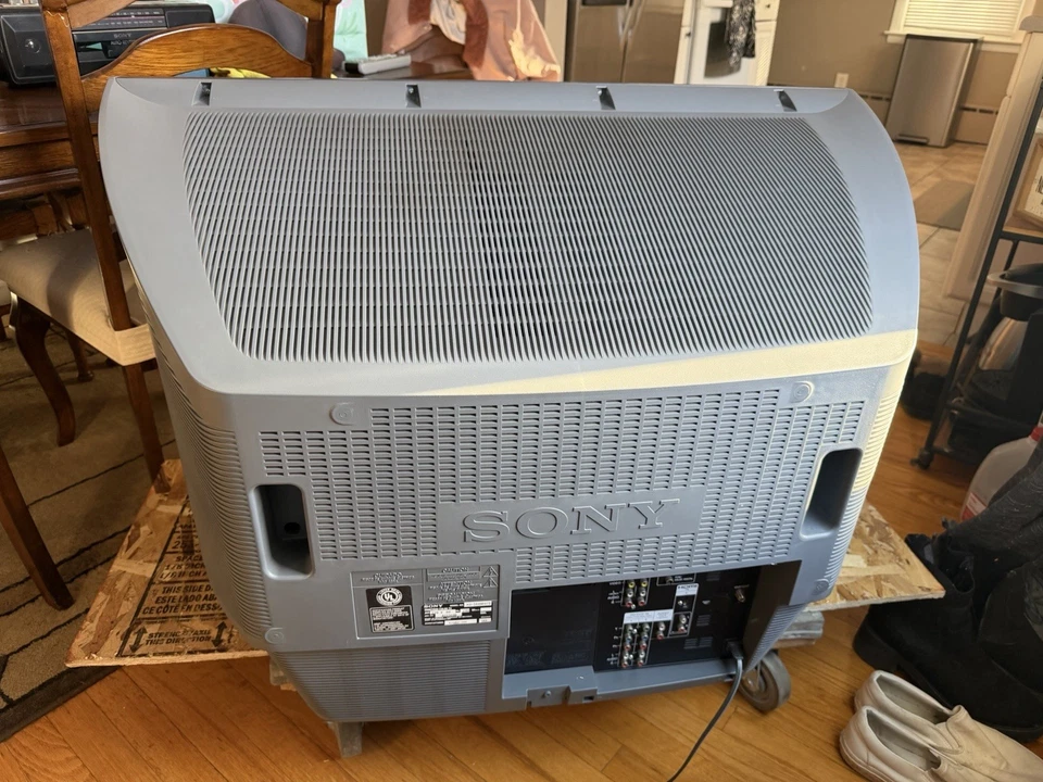 Sony 34" WEGA Trinitron KD-34XBR970 CRT PARTS ONLY Please Read - Image 4 of 4