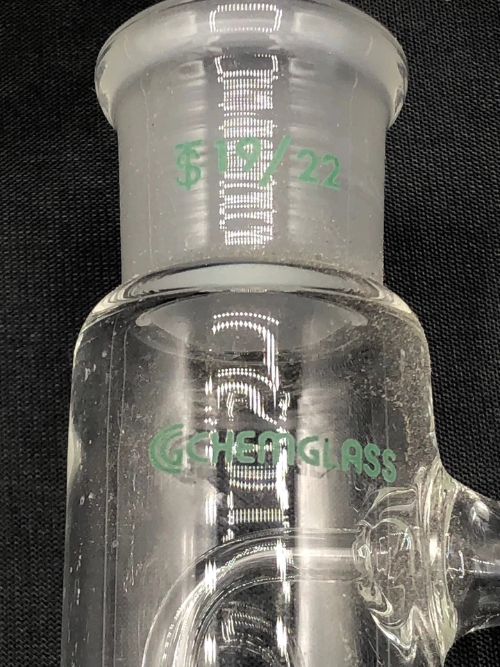 CHEMGLASS Glass 19/22 Joints 100mm Jacket Style A Reflux Condenser CG-1213-19 - Image 2 of 4