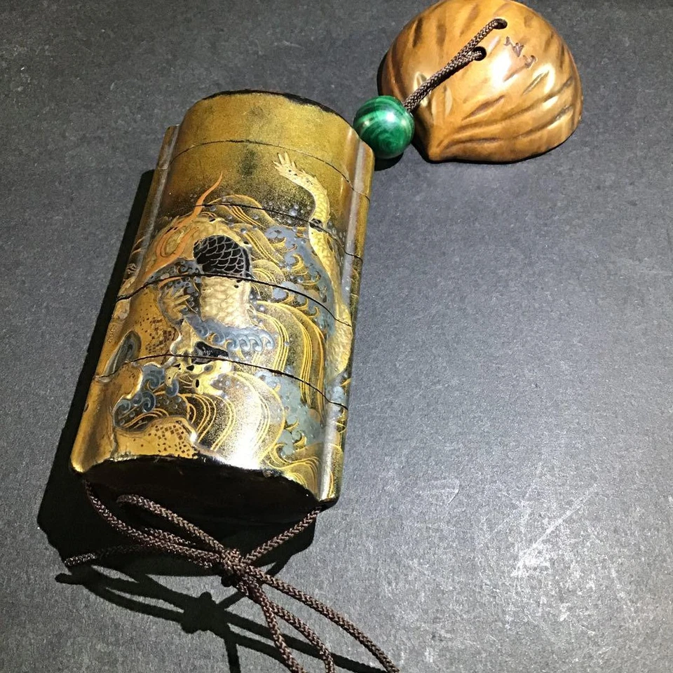 Japanese Antiques Gold Takamori Makie, Rising Dragon Inro, Edo Period Crab - Image 4 of 4