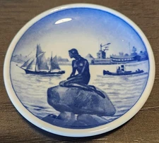 Vintage Royal Copenhagen Denmark Blue Mini Plate Langelinie Mermaid  3 1/4"