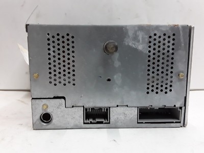 06 07 Ford Five Hundred Mercury Montego AM FM 6 disc CD radio 6G1T