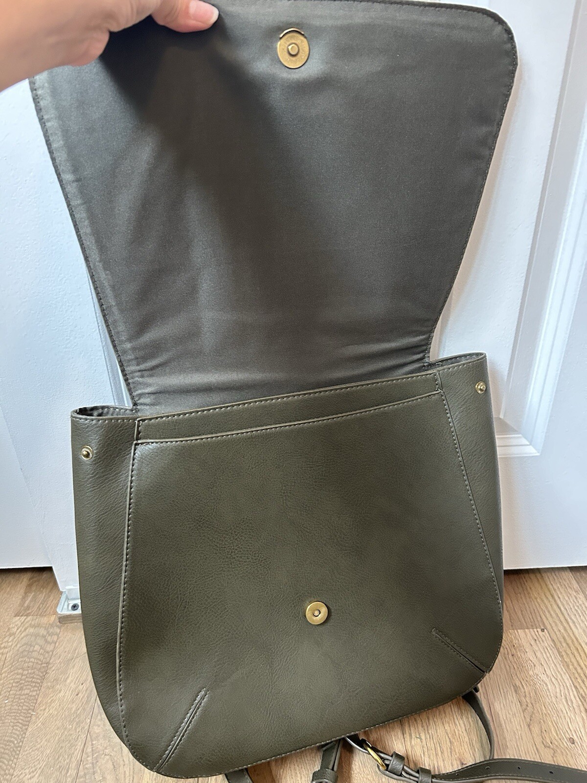 universal thread Backpack - image 3