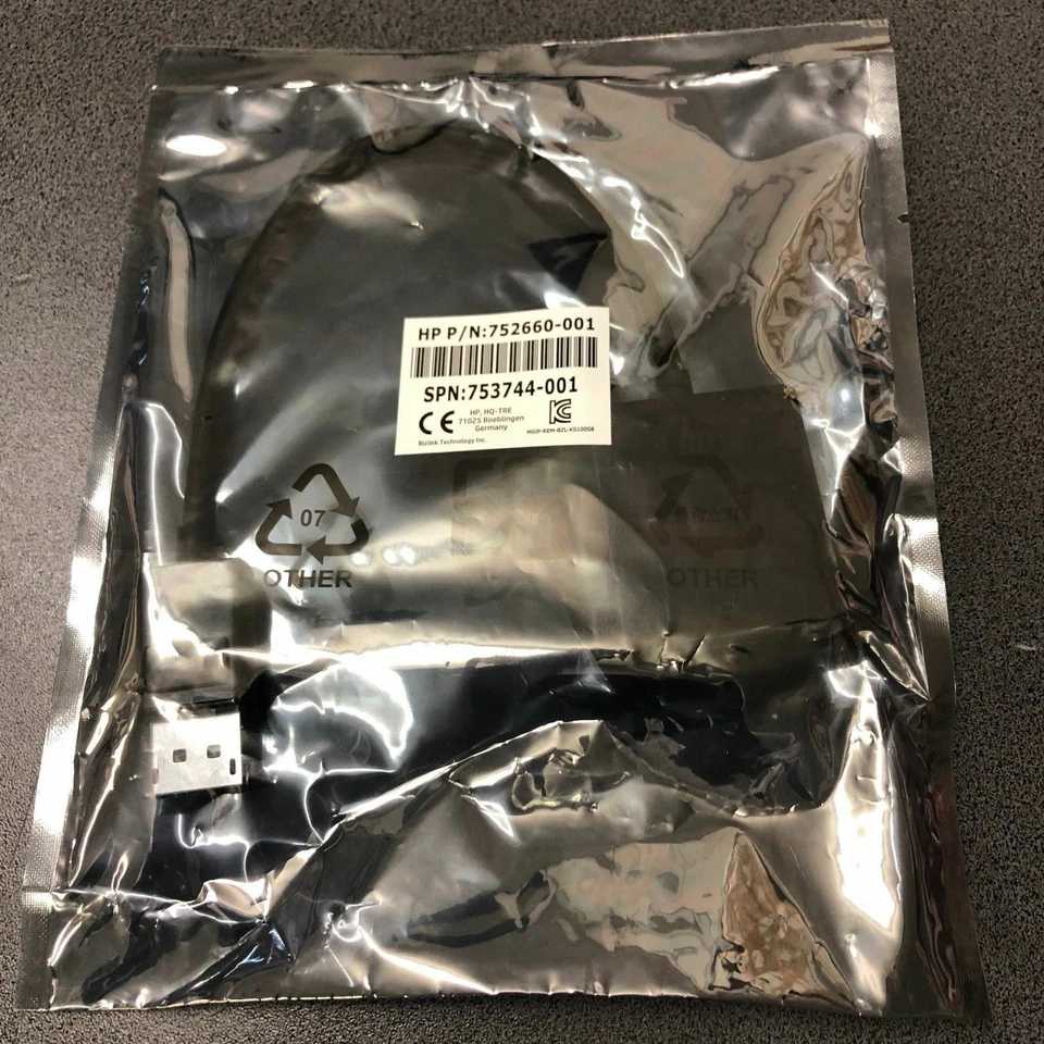 HP DVI Display DVI-D Female Socket to Male Plug  Black video cable adapter  - Image 2 of 2