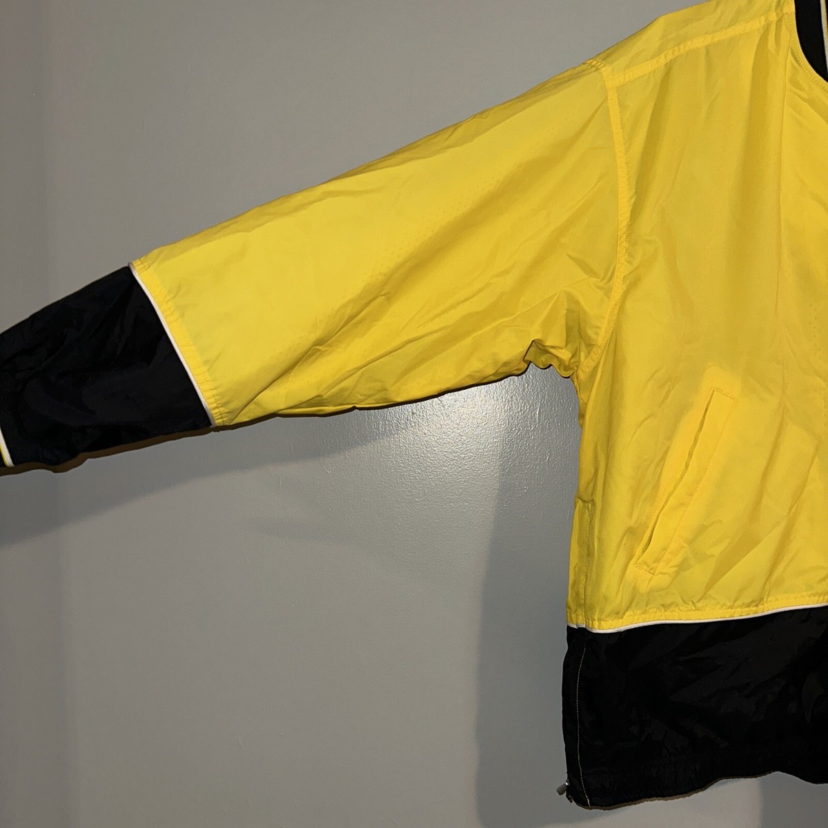 Nike Pull over Jacket Windbreaker Size Large XL RN#56323 CA#05553