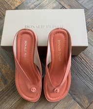 Donald Pliner Seenats Tumble Shine Platform Sandals Women s 7.5