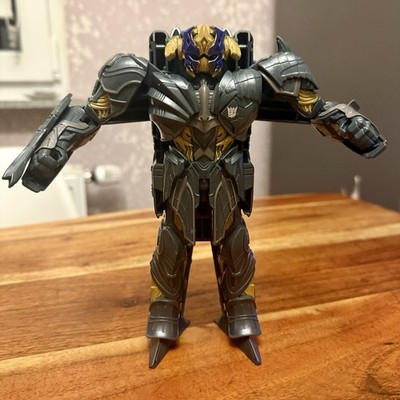 Transformers: Prime Voyager Class Megatron 