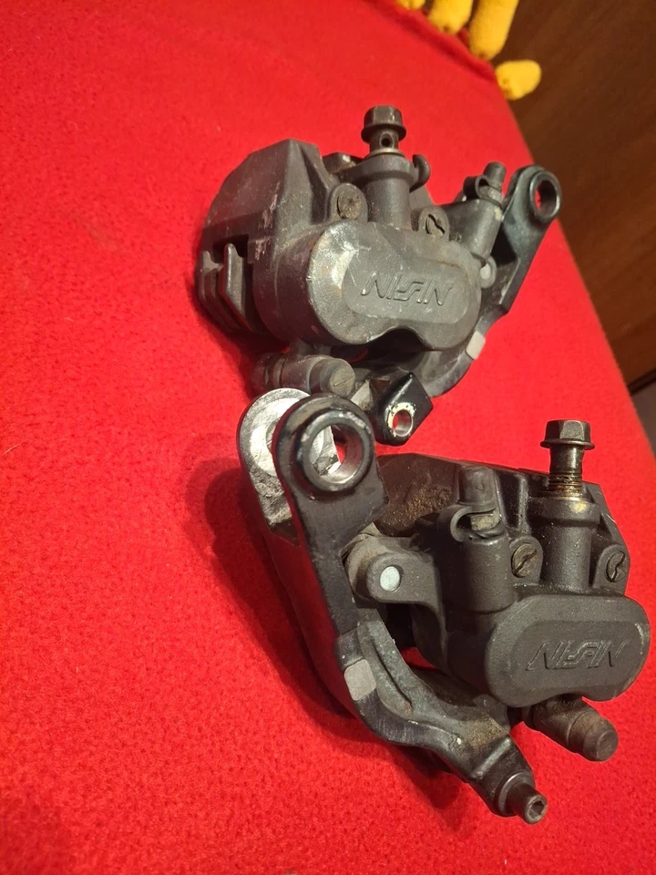 Juego de pares de pinzas de freno delanteras izquierda derecha Honda GL1500 1990 88-90 Goldwing Foto 4 de 4