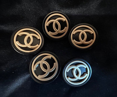 5 Chanel Knöpfe, 25 mm, kultige Coco Mark Buttons, klassisch schwarz & gold