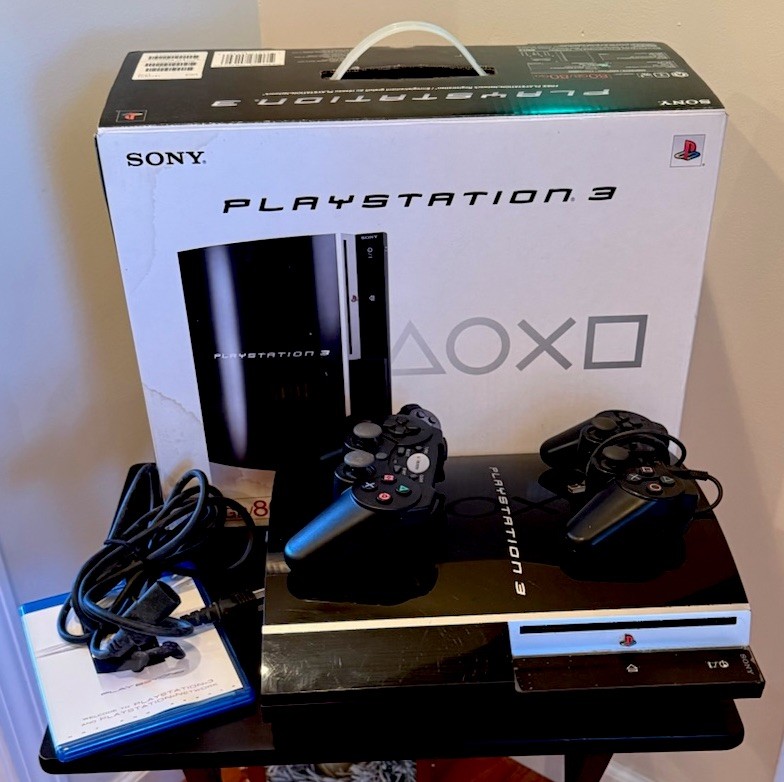 Sony PlayStation 3 PS3 Black 80GB Powers On-Shuts Off Org. Box, Controller -READ