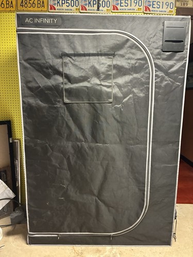AC Infinity 2x4 Cloudlab Advance Grow Tent 48x24x72