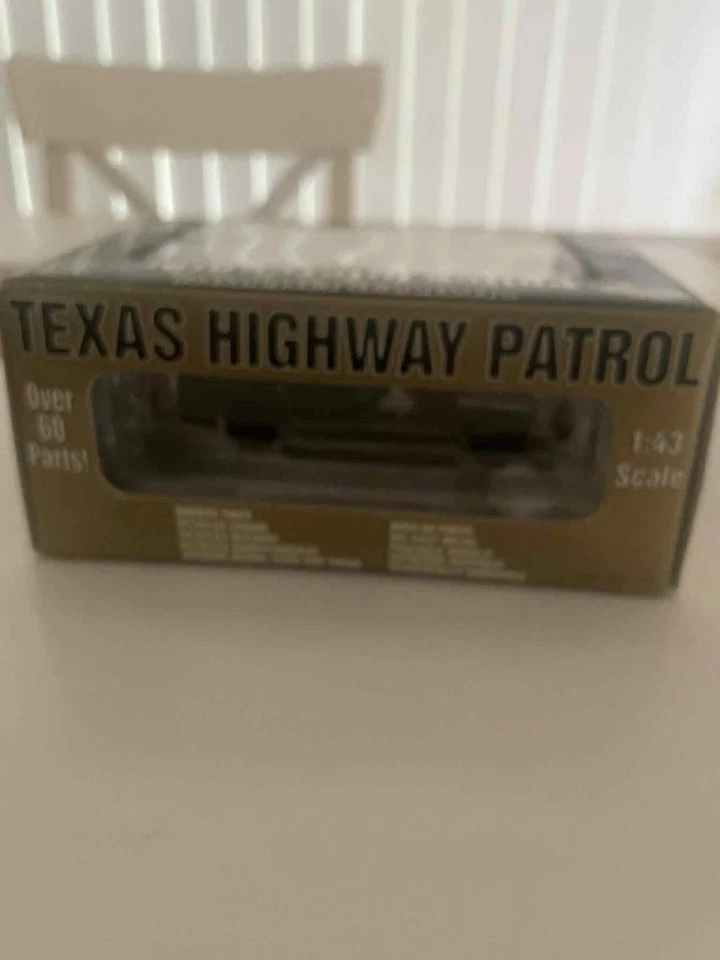 GEARBOX COLLECTIBLES 1/43 LTD EDIT POLICE INTERCEPTOR CROWN VICTORIA TEXAS MINT - Image 3 of 4