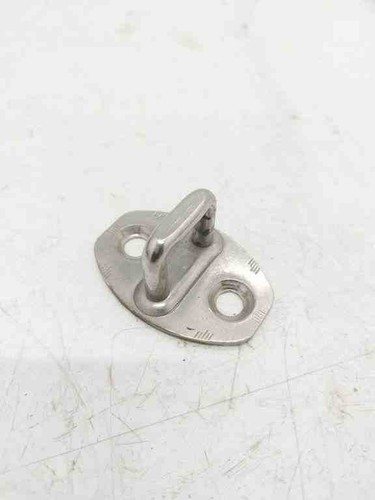 AUDI A6 Avant 4F5, C6 Motorhaubensicherung 3B0837033D 2.50 Diesel 2001 31903985