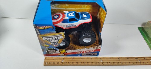Hot Wheels Monster Jam Rev Tredz Marvel Capitan America Climbing Action 2013 NUOVO - Foto 2 di 9