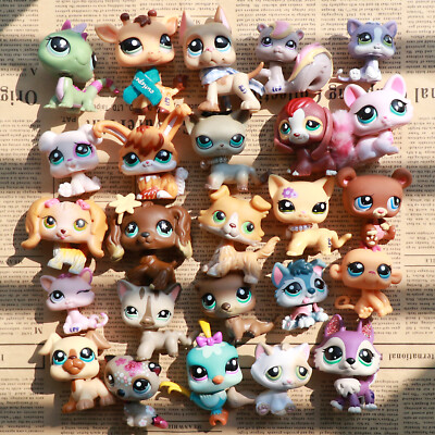 Littlest Pet Shop Figures 3pc Dos Cats and lps Accessories 7pcs Random Pack 