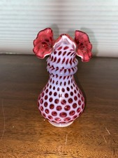 STUNNING VTG FENTON Cranberry Opalescent POLKA DOT Art Glass Ruffled Vase 6"H
